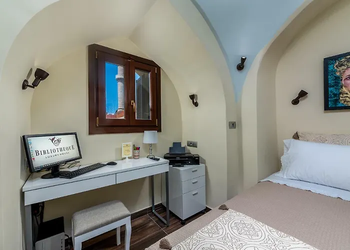 Bibliotheque Apartamento Rhodes City